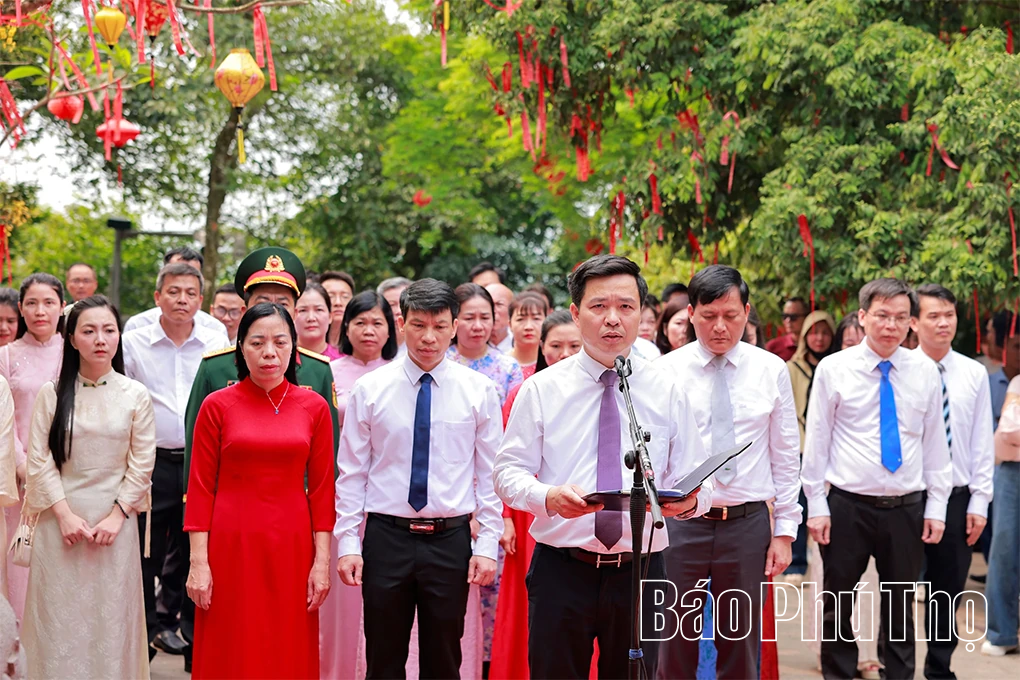 Các phường, xã dâng hương tưởng niệm các Vua Hùng