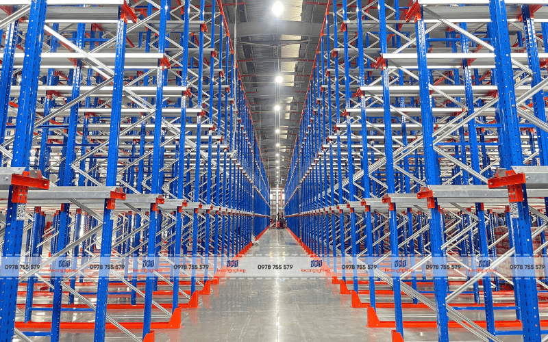 Kệ Công Nghiệp VNT lắp đặt kệ kho vật tư quản lý kho sản xuất