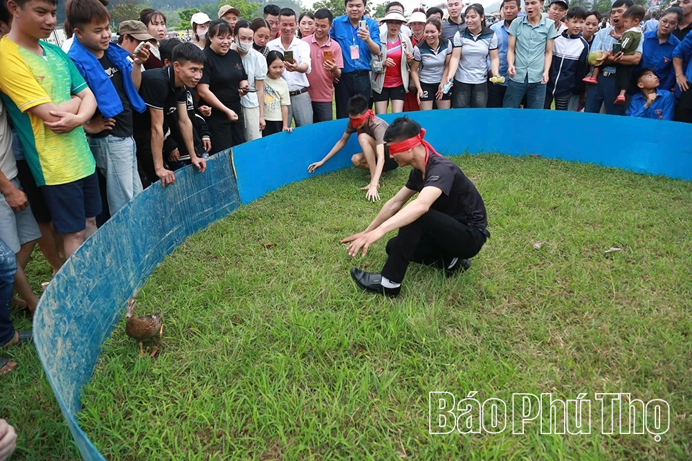 Dấu ấn văn hóa tâm linh giữa miền danh thắng