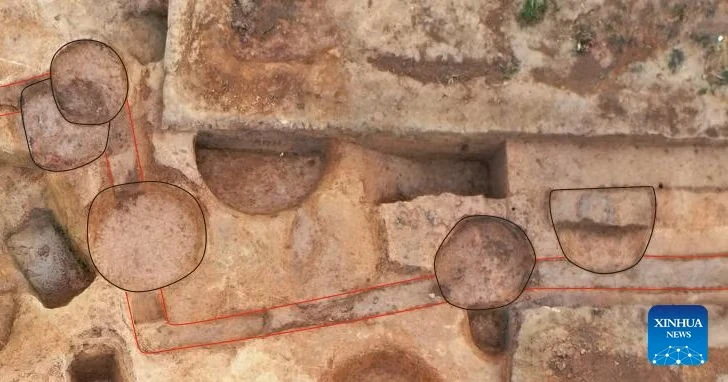 Trung Quốc phát hiện hệ thống kênh dẫn nước 4.000 năm tuổi