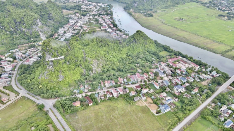 Du lịch từ bản, từ làng trên dãy Trường Sơn