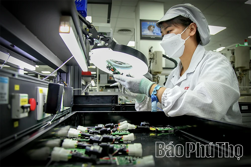 Giữ nhịp tăng trưởng - Thử thách sau cú bứt phá đầu năm