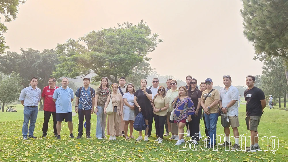Các doanh nghiệp lữ hành quốc tế khảo sát một số địa điểm du lịch tại Phú Thọ