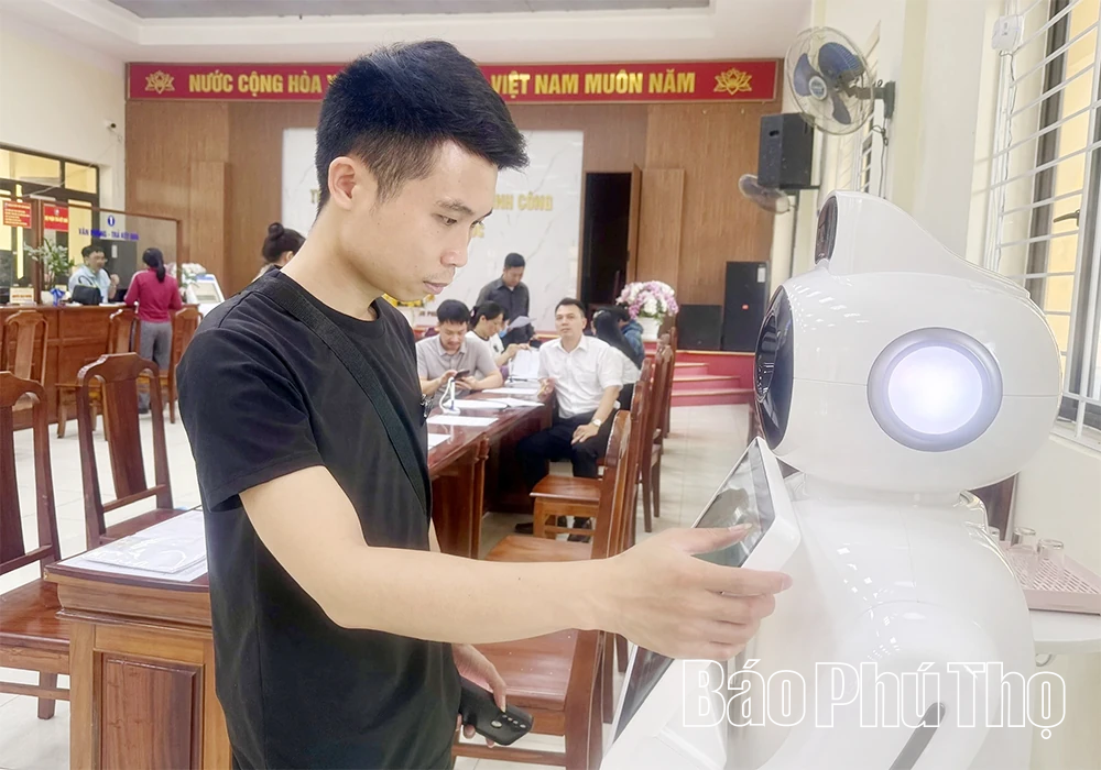 Phường Vĩnh Phúc ứng dụng trí tuệ nhân tạo trong giải quyết thủ tục hành chính