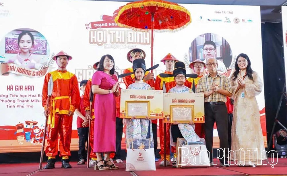 Phú Thọ đứng thứ 2 toàn quốc về số lượng, chất lượng giải tại sân chơi Trạng nguyên Tiếng Việt trên Internet cấp Quốc gia.