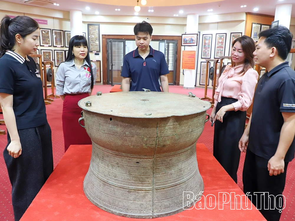 Âm vang trống đồng - tiếng đồng vọng qua “chín núi, mười sông”...