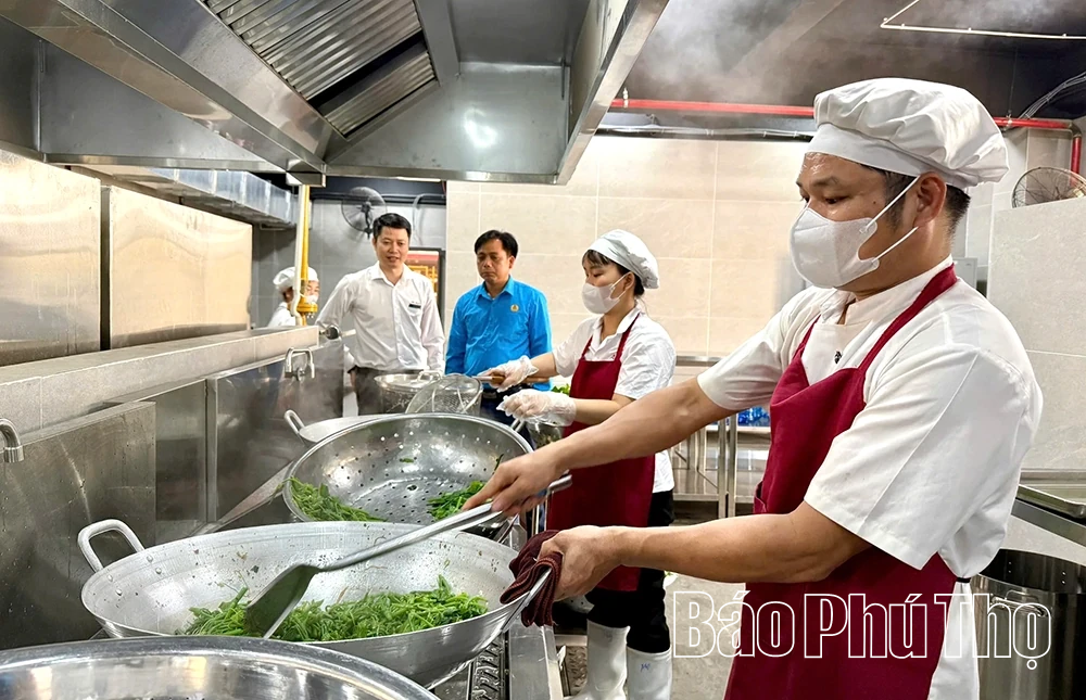 Khai trương nhà ăn SPC: Chăm lo thiết thực đời sống công nhân lao động