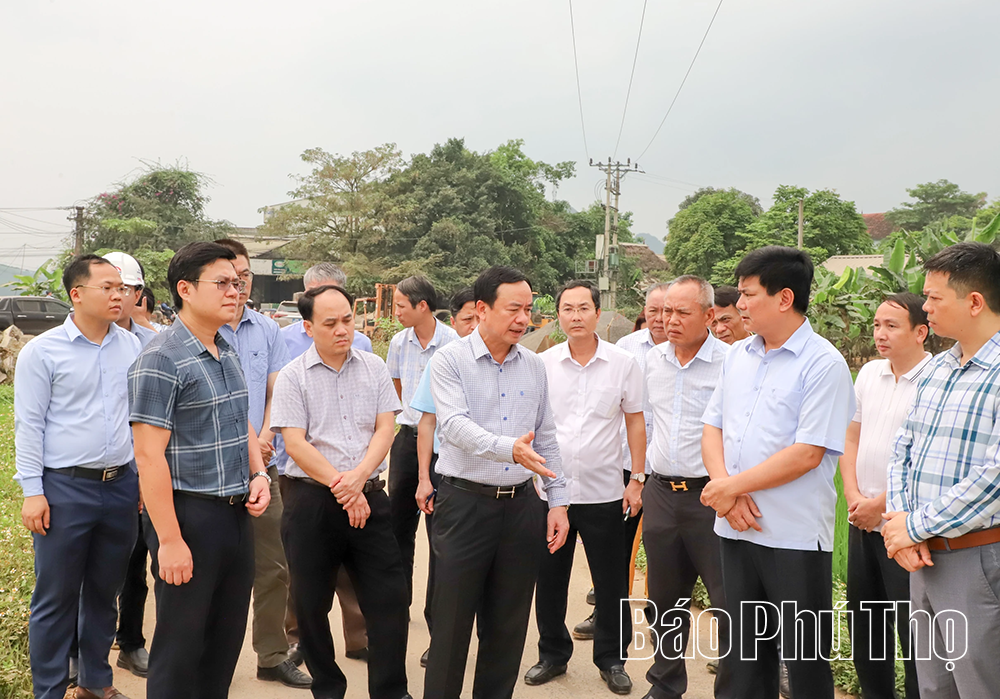 Phó Chủ tịch UBND tỉnh Quách Tất Liêm kiểm tra tiến độ thi công các dự án giao thông khu vực Hòa Bình