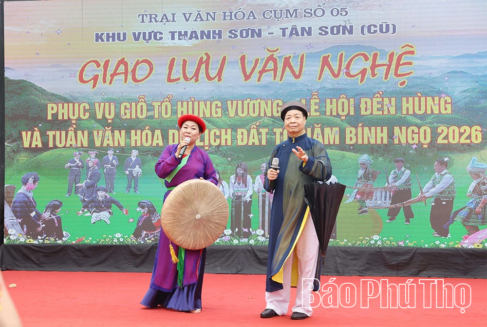 Sắc màu các dân tộc tại hội trại văn hóa