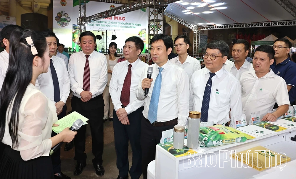 Quảng bá sản phẩm đặc trưng vùng Đất Tổ trong dịp Giỗ Tổ Hùng Vương