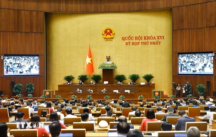 Hôm nay, Quốc hội tiếp tục bàn phát triển văn hoá, xử lý vi phạm pháp luật về đất đai