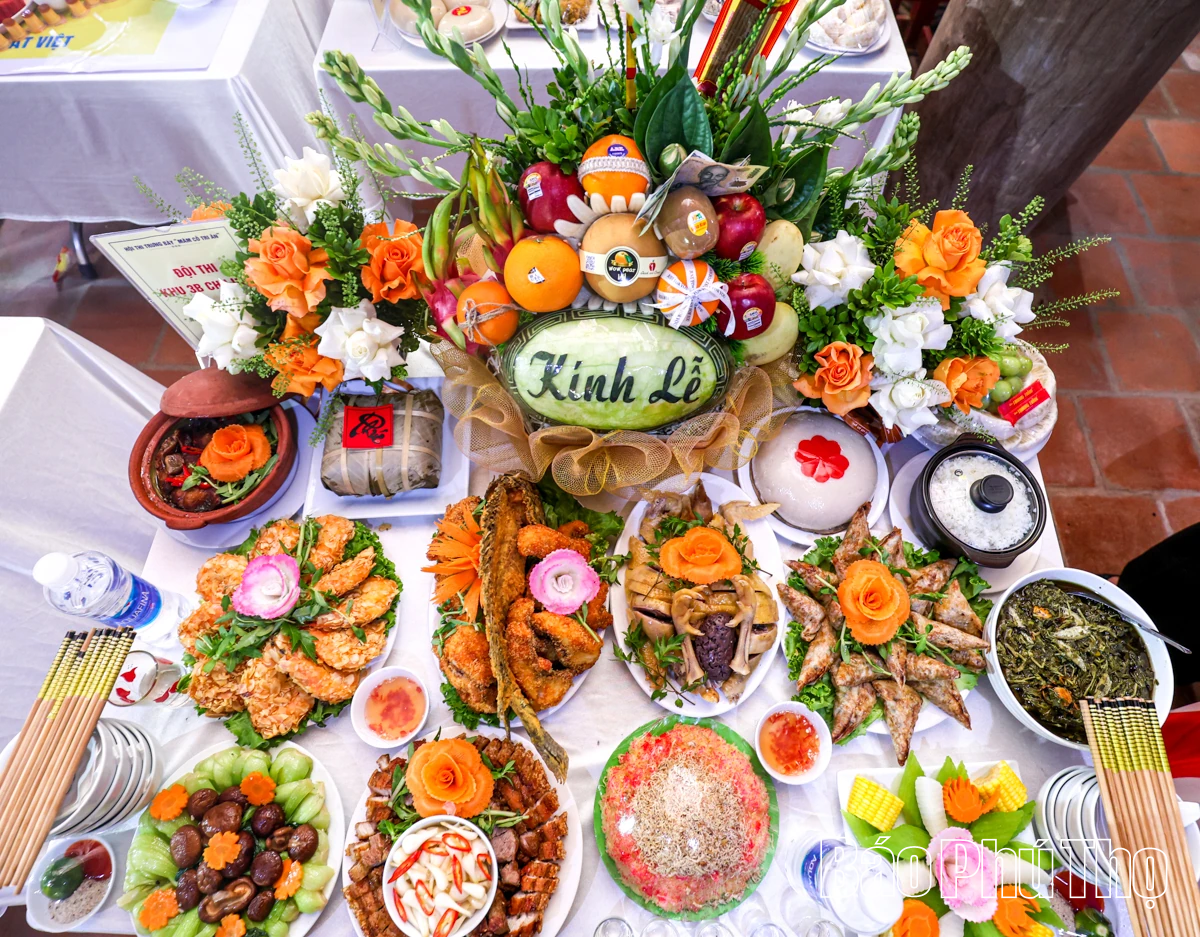 Mâm cỗ tri ân - Nét đẹp bền vững trong tín ngưỡng thờ cúng Hùng Vương