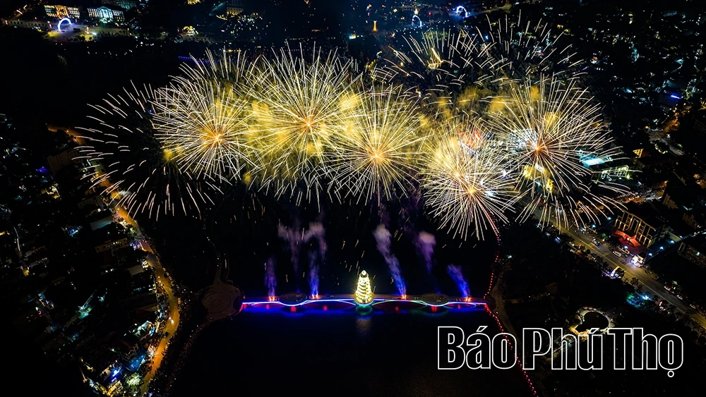 Rực rỡ “hoa trời” dịp Giỗ Tổ