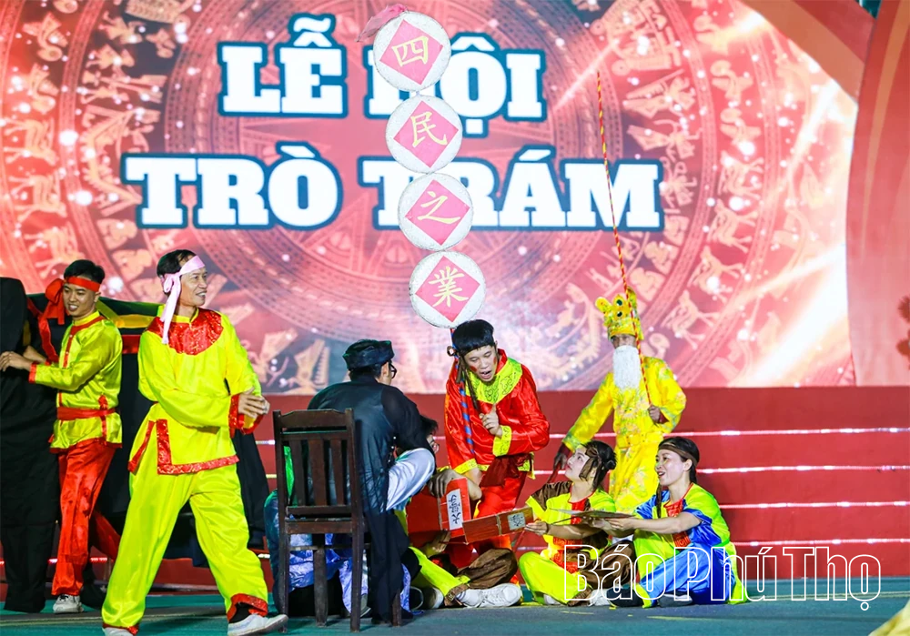 Ngập tràn sắc màu dân gian trong lễ hội “Thanh âm nguồn cội”