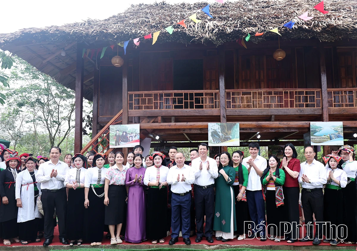 Khai mạc các hoạt động văn hóa, thể thao dịp Giỗ Tổ Hùng Vương - Lễ hội Đền Hùng năm Bính Ngọc 2026