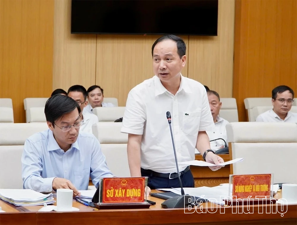 Chủ tịch UBND tỉnh Trần Duy Đông chủ trì hội nghị chuẩn bị nội dung trình Kỳ họp chuyên đề thứ Nhất, HĐND tỉnh khóa XX