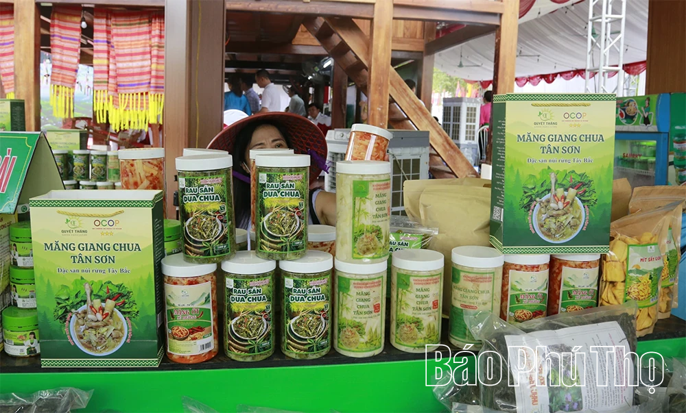 Đưa hương vị núi rừng về Giỗ Tổ