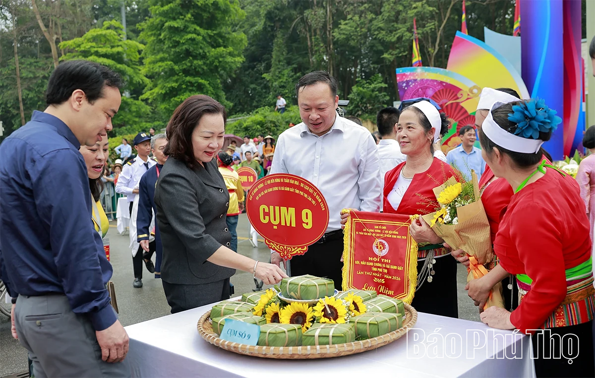 Hội thi gói, nấu bánh chưng và giã bánh giầy tỉnh Phú Thọ lần thứ I
