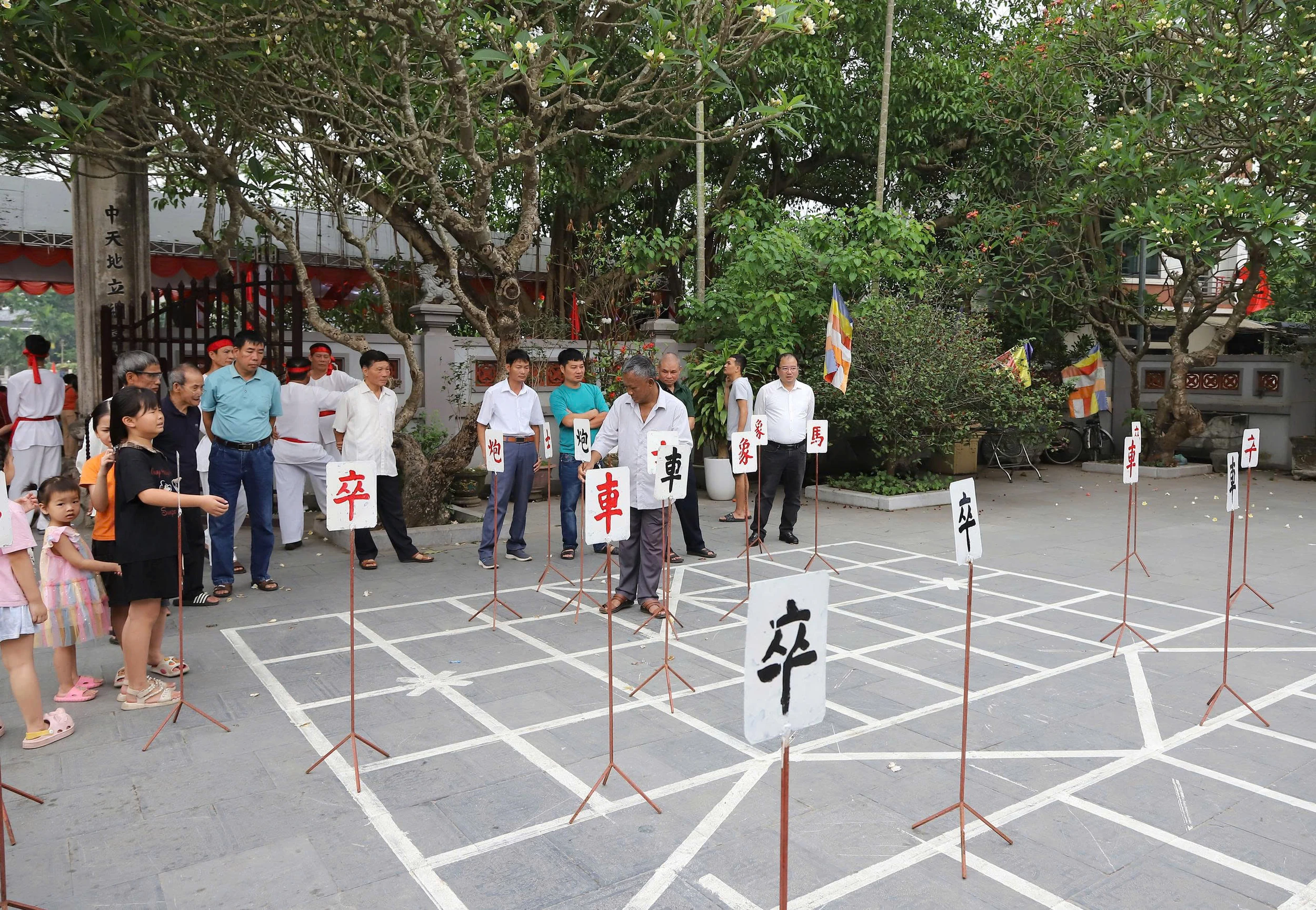 Độc đáo Lễ hội đình Hùng Lô