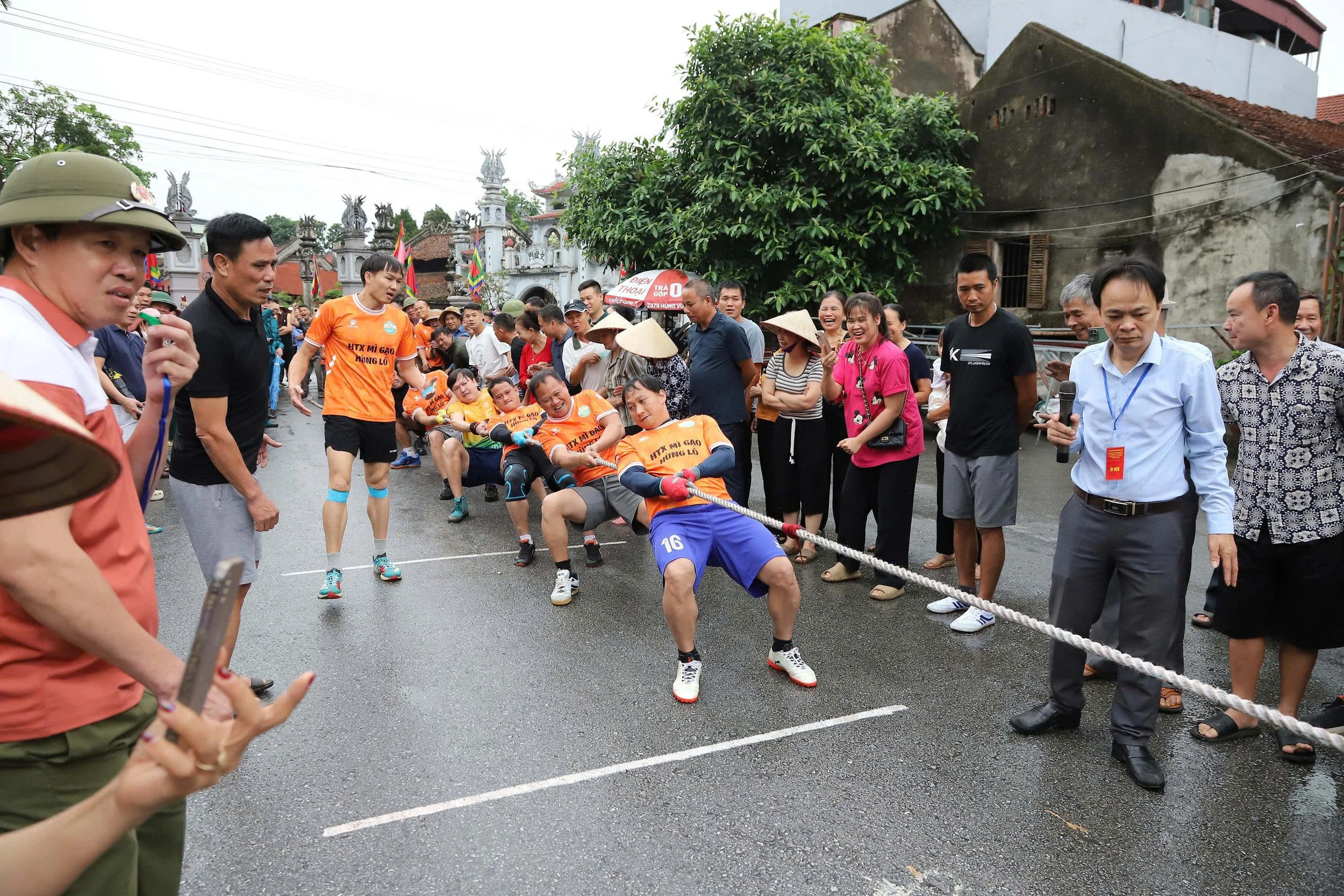 Độc đáo Lễ hội đình Hùng Lô