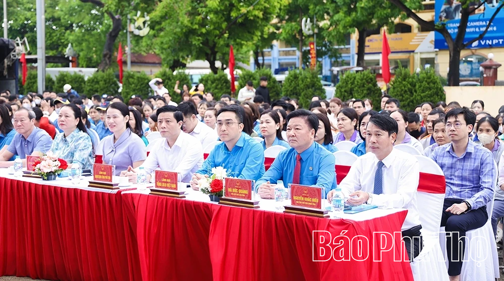 Phát động Tháng hành động về an toàn, vệ sinh lao động và Tháng Công nhân năm 2026