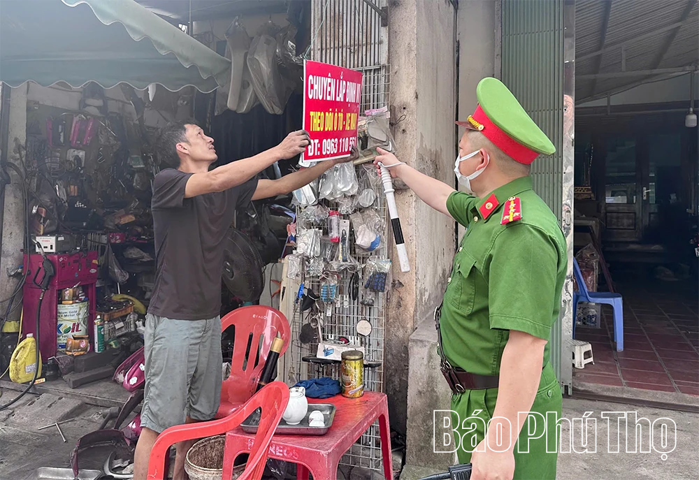Công an phường Phúc Yên tăng cường bảo đảm trật tự an toàn giao thông