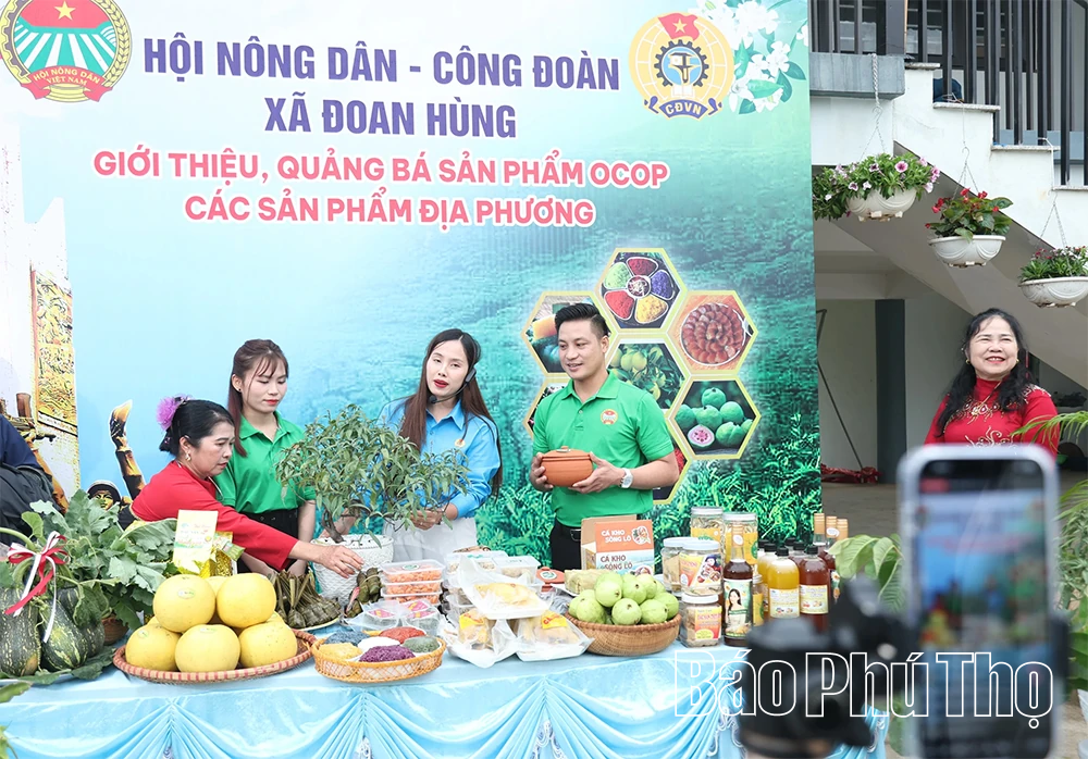 Bài 3: Tiên phong trong chuyển đổi số và đổi mới sáng tạo