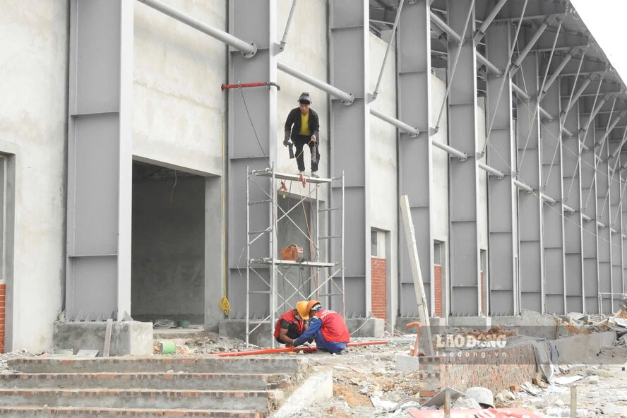 Sắp hoàn thành thêm một sân vận động ở Phú Thọ