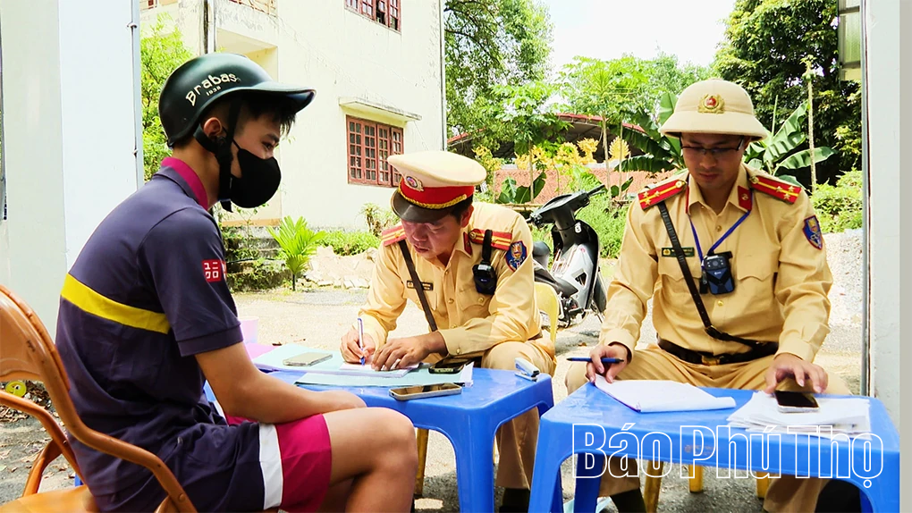 Tăng cường xử lý vi phạm, bảo đảm an toàn giao thông dịp nghỉ lễ 30/4 - 1/5