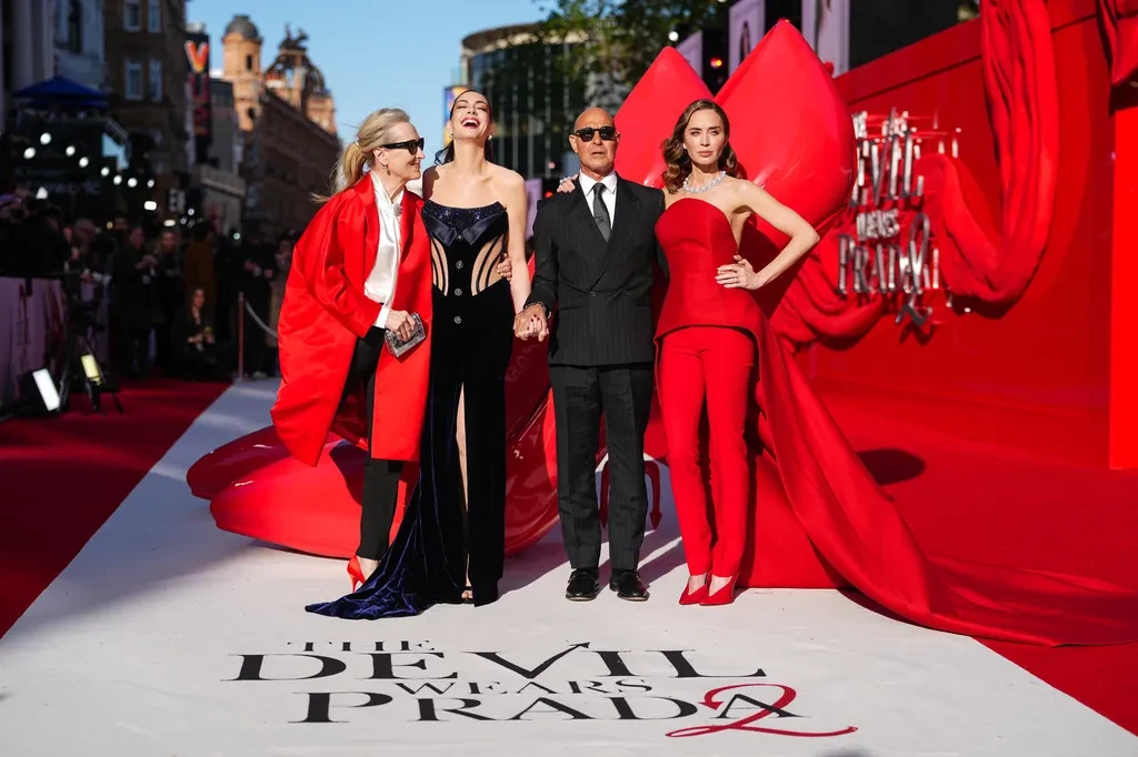 The Devil Wears Prada 2: Khi thời trang bước ra khỏi màn ảnh