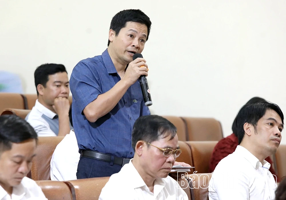 Cử tri các xã Cao Phong, Mường Thàng, Thung Nai nêu 18 ý kiến tới đại biểu Quốc hội tỉnh