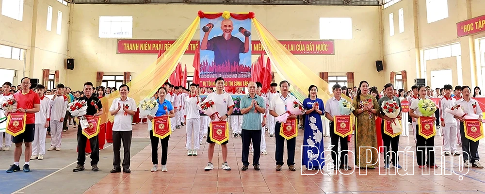 Gần 400 vận động viên tranh tài tại Đại hội Thể dục thể thao xã Bình Phú