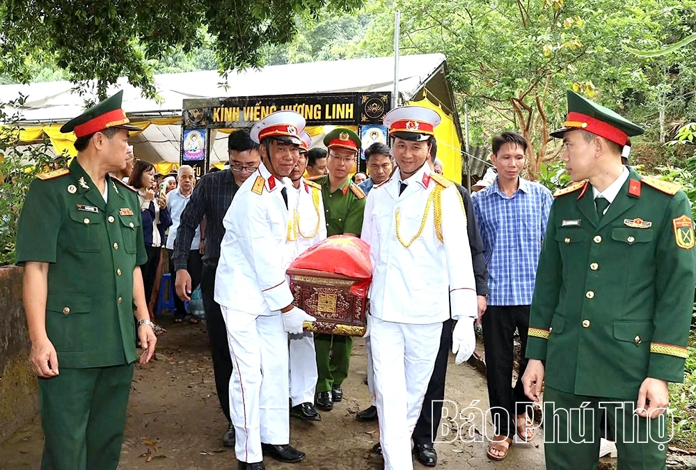 Đón nhận, truy điệu và an táng hài cốt liệt sĩ Hà Thanh Nghệ