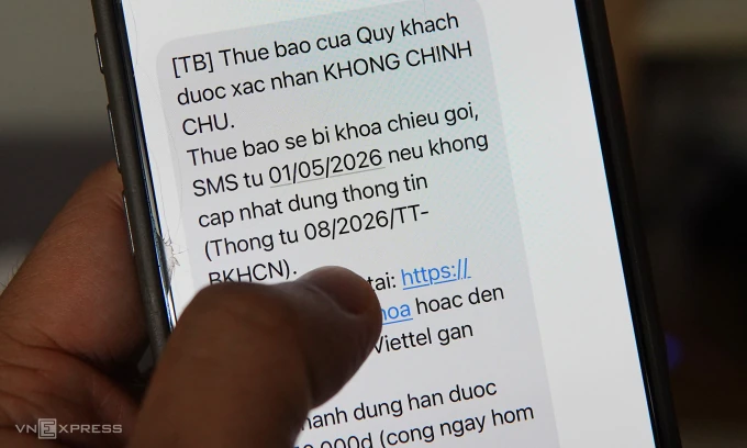 Nhiều người bắt đầu bị khóa SIM vì không xác thực
