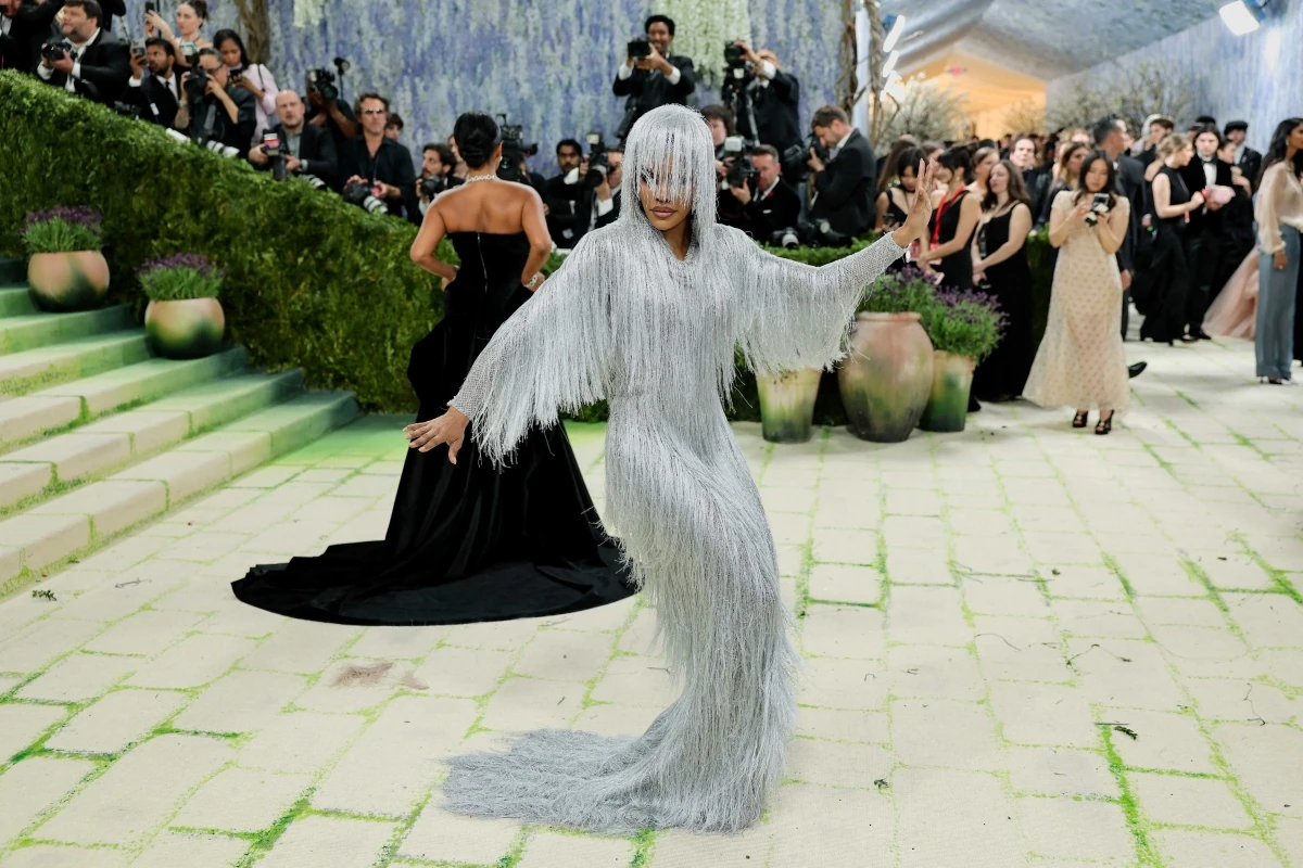 Met Gala 2026: Khi thảm đỏ thành “diễn đàn quyền lực” của thời trang và nghệ thuật