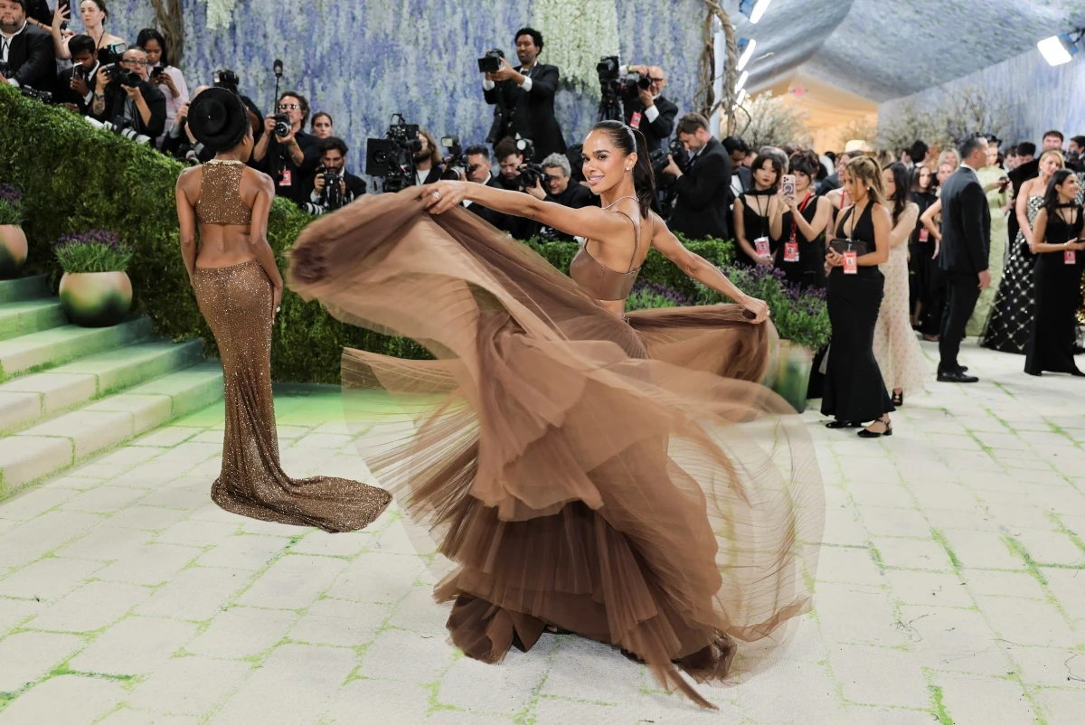 Met Gala 2026: Khi thảm đỏ thành “diễn đàn quyền lực” của thời trang và nghệ thuật