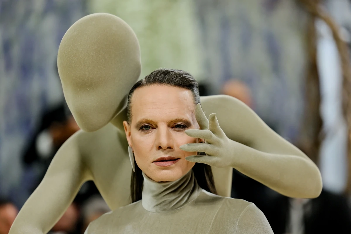 Met Gala 2026: Khi thảm đỏ thành “diễn đàn quyền lực” của thời trang và nghệ thuật