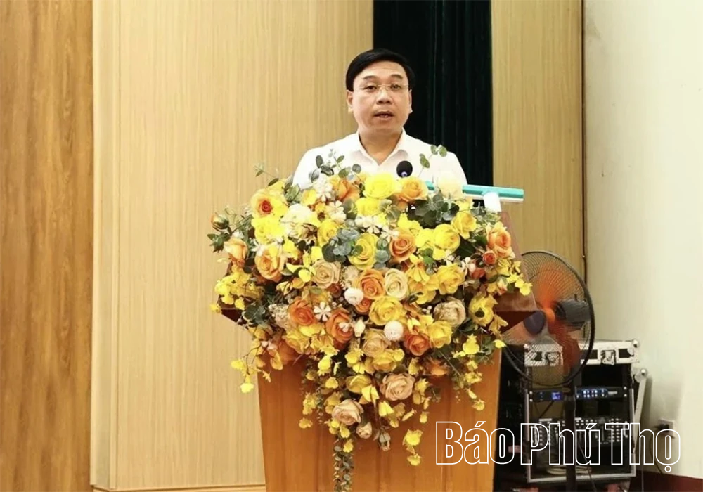 Đại biểu Quốc hội tỉnh tiếp xúc cử tri 3 xã Lập Thạch, Thái Hòa, Tiên Lữ sau kỳ họp thứ Nhất, Quốc hội khoá XVI