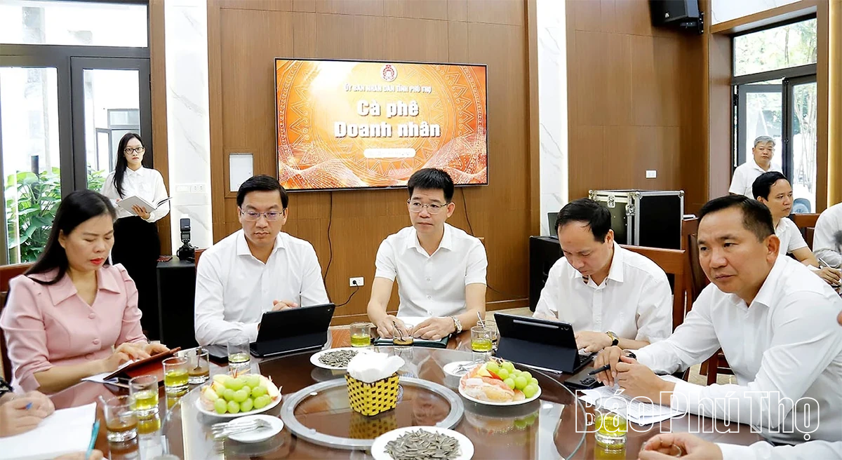 Lắng nghe, giải quyết kiến nghị, đề xuất của doanh nghiệp qua Chương trình Cà phê doanh nhân