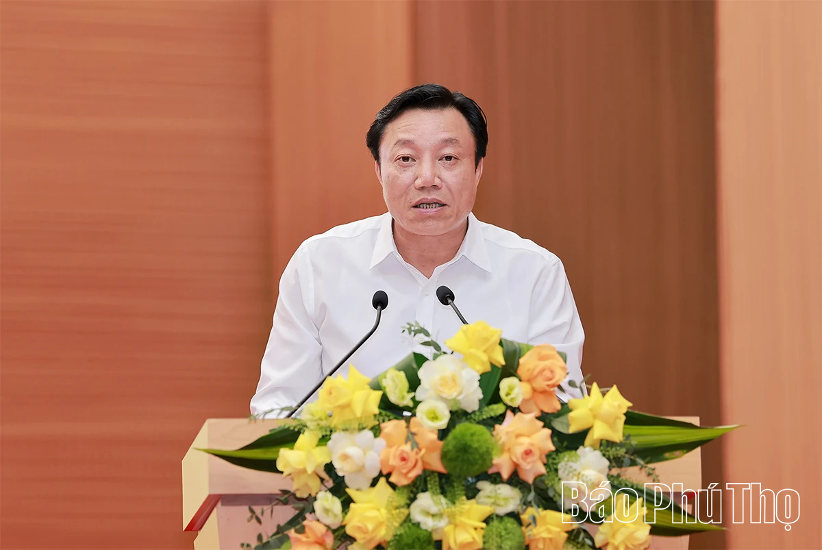 Đại biểu HĐND tỉnh thảo luận, làm rõ các dự thảo nghị quyết trình tại Kỳ họp thứ Hai, HĐND tỉnh khóa XX