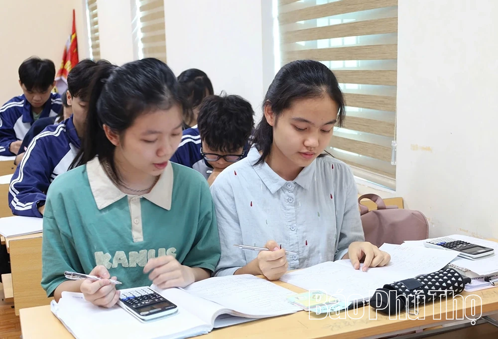 Thông tư mới về dạy thêm, học thêm: Tăng trách nhiệm, siết quản lý