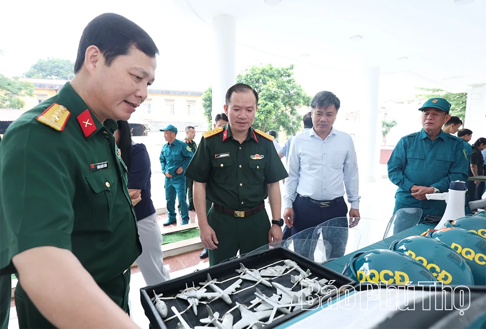 Phường Vân Phú khai mạc huấn luyện dân quân năm 2026