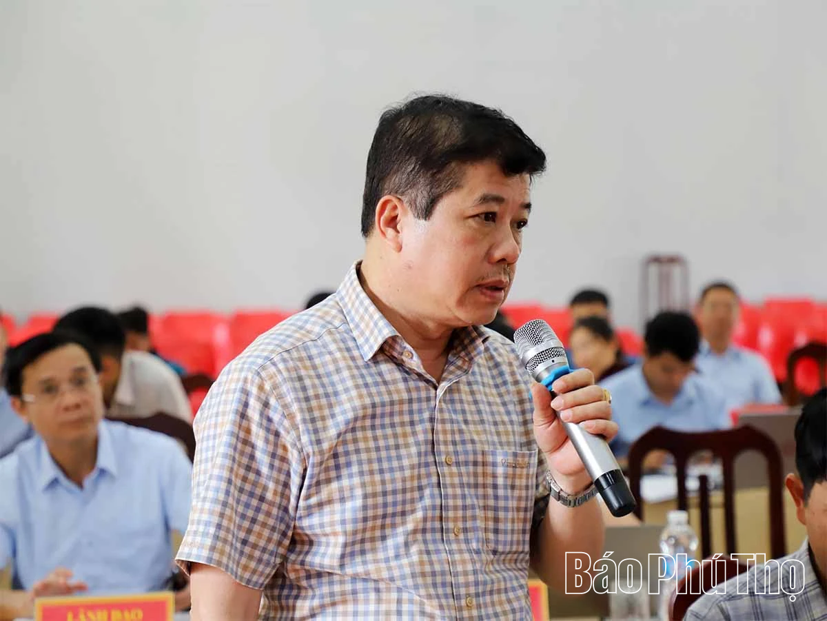 Kiểm tra tiến độ giải phóng mặt bằng dự án hệ thống đường ống dẫn nước Hồ Cánh Tạng
