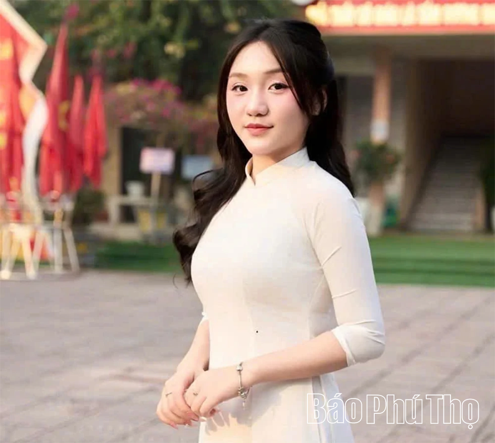 Em Đỗ Ngọc Diệp học sinh Trường THCS Văn Lang đạt giải thưởng Kim Đồng năm học 2025-2026