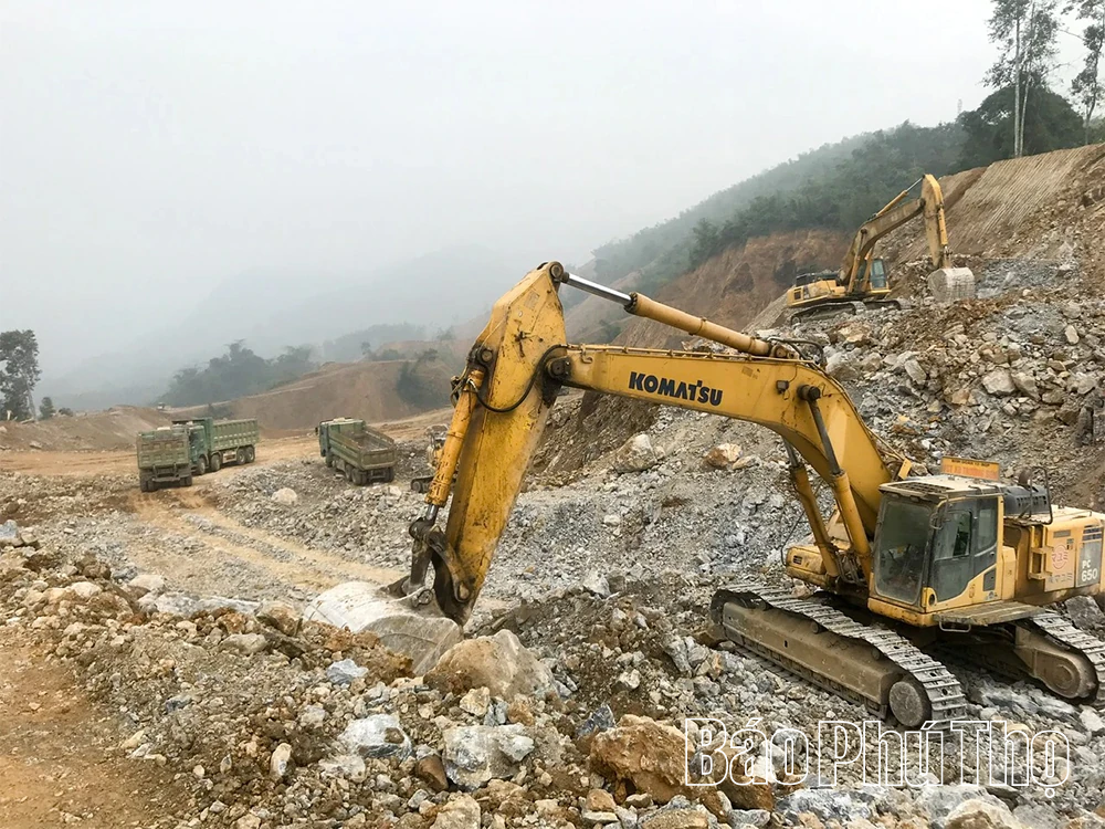 Khơi thông mặt bằng cho các dự án nghìn tỷ: Khâu then chốt để thúc đẩy tăng trưởng