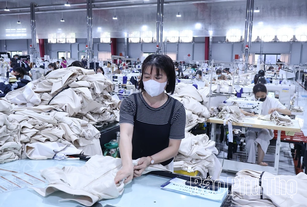 Xây dựng môi trường làm việc an toàn cho người lao động