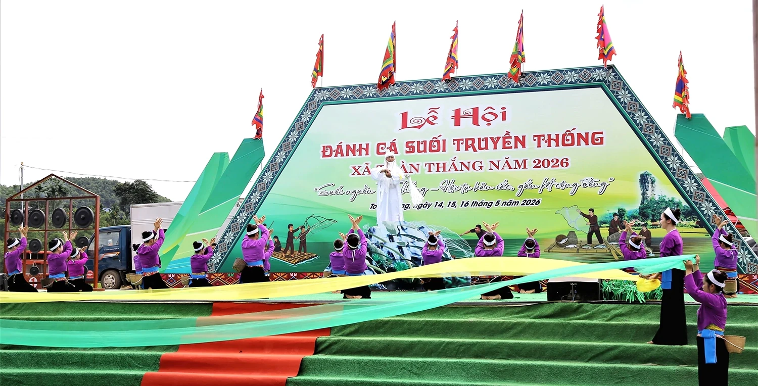 Lễ hội Đánh cá suối truyền thống - điểm hẹn văn hoá, gắn kết cộng đồng