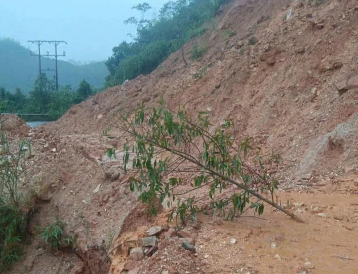 Cảnh báo mưa lớn và nguy cơ sạt lở đất tại Phú Thọ