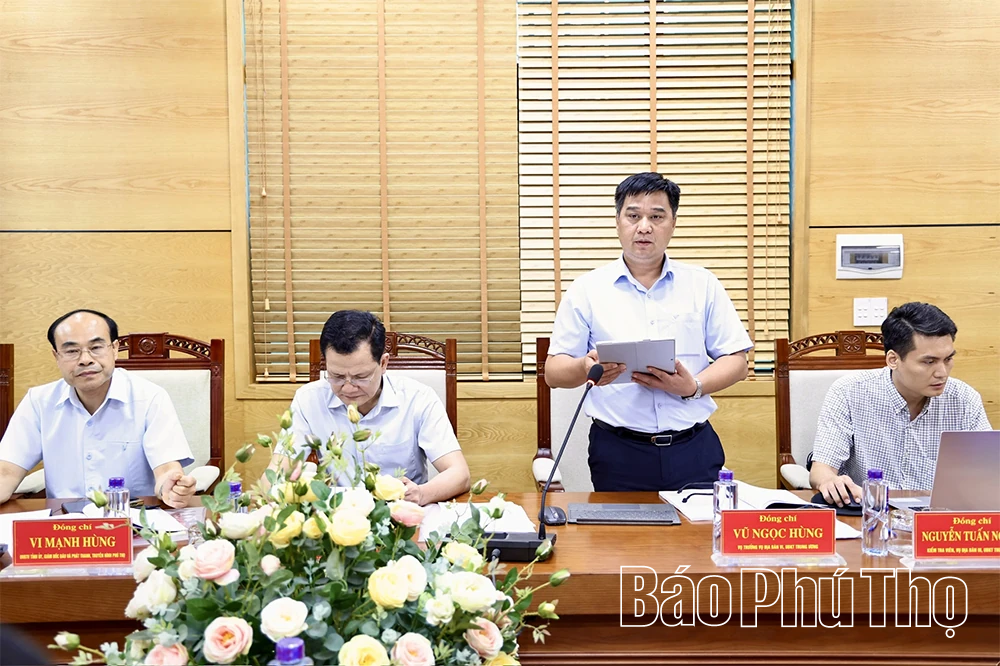 Xã Yên Lạc cần tiếp tục đẩy mạnh chuyển đổi số, nâng cao chất lượng phục vụ Nhân dân
