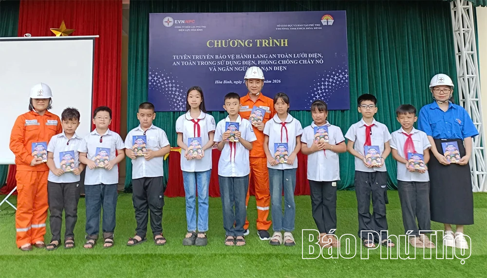 Tuyên truyền nâng cao nhận thức và trách nhiệm về an toàn điện